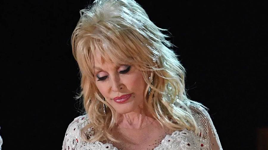 Read more in the comments Dolly Parton Is Now Close To 80s and How She Lives Is Sad…Wait, WHAT???!!!