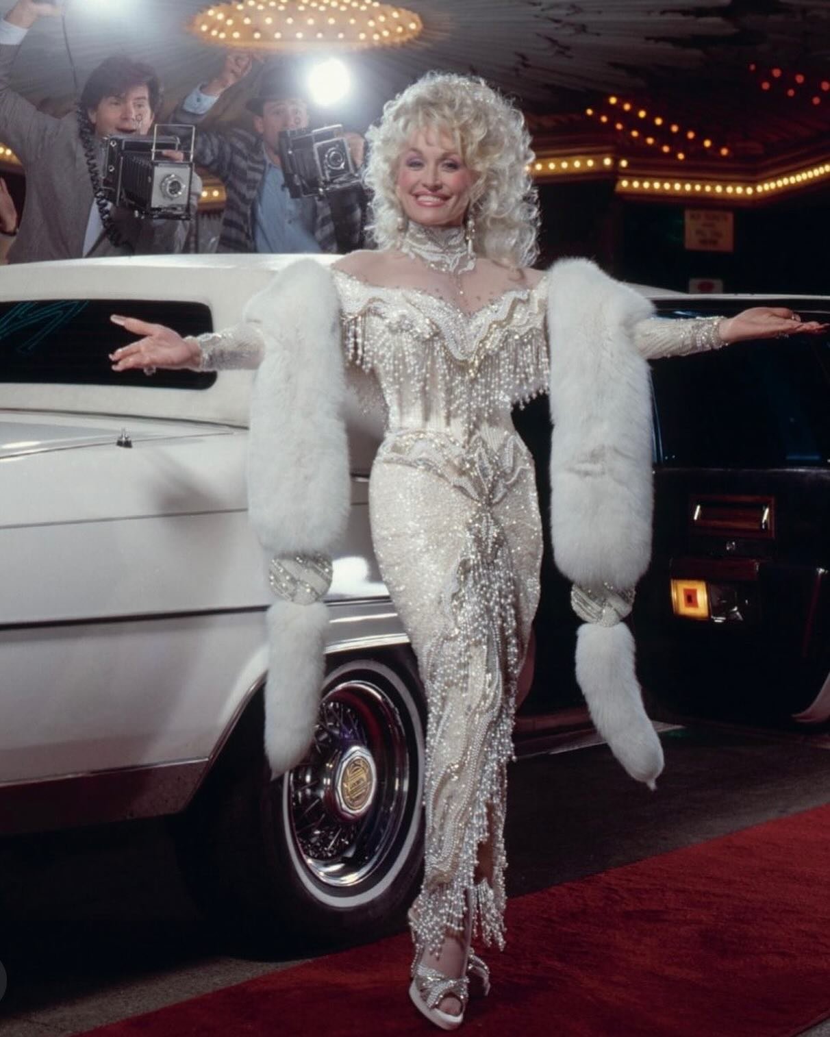 Discover how Dolly Parton gracefully handles the paparazzi with her signature charm and wit