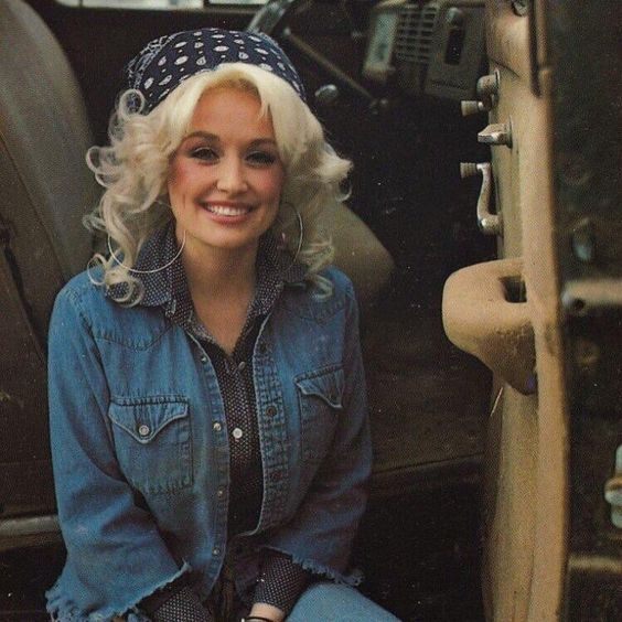 Delve into the hidden impact of Dolly Parton on country music, reshaping its core without fanfare