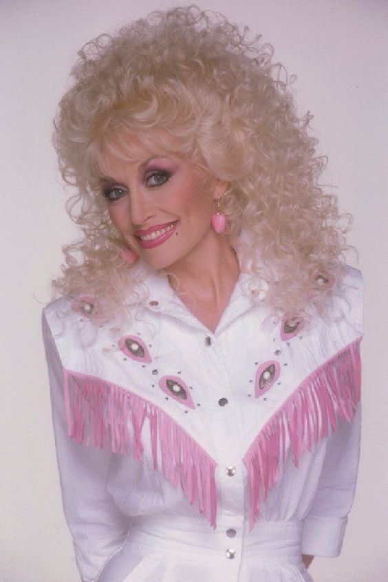 Unveiling Dolly Parton’s Secret Weapon: How ‘Rhinestone Sparkle’ Transforms Music Videos into Emotional Journeys