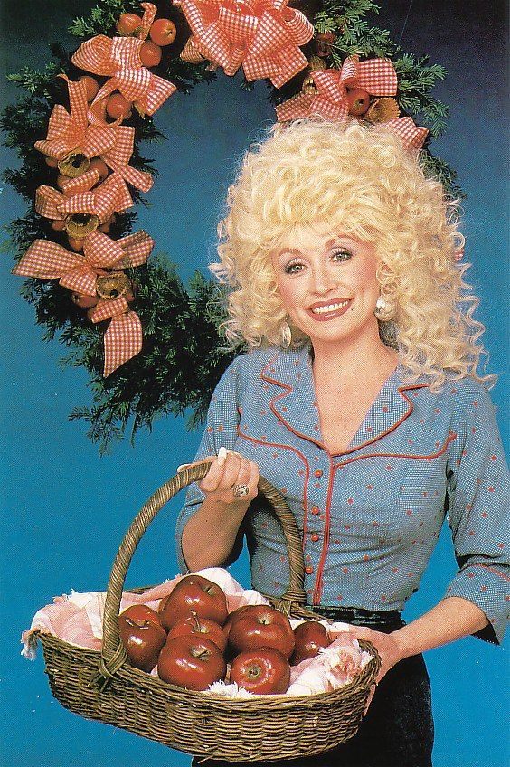 Dolly Parton: 7 Explosive Reasons She’s the Ultimate Role Model for Our Generation