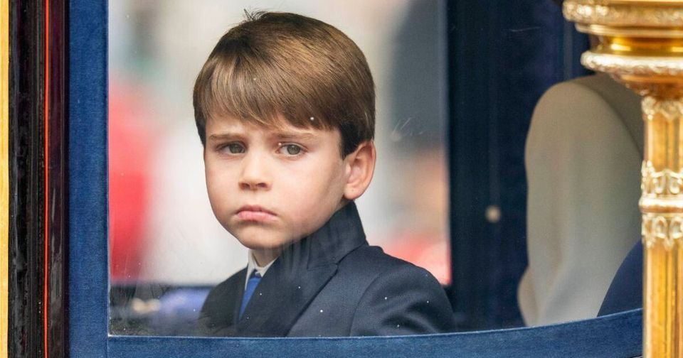 Prince Louis falls as he eagerly joins Kate at Trooping the Colour